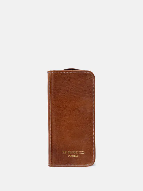 Hovedbilde Project 102 Walnut